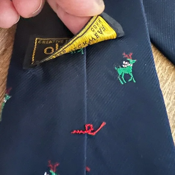 Alynn  Neckwear Creative Expressions Mens/ teens tie Holiday Reindeer standard🦌 - Picture 6 of 11
